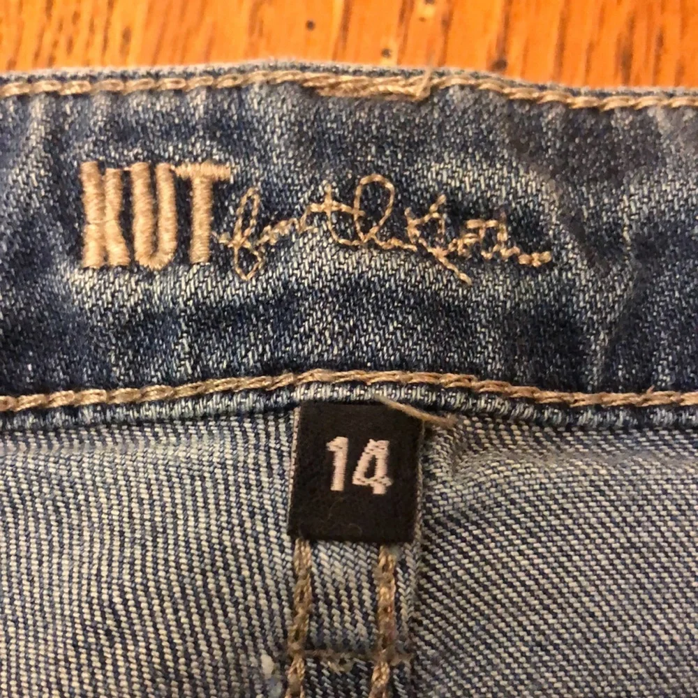 Kut from the Kloth Blue Jeans - Picture 3 of 6